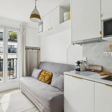 Avec Balcon L'arc De Triomphe Appartement *