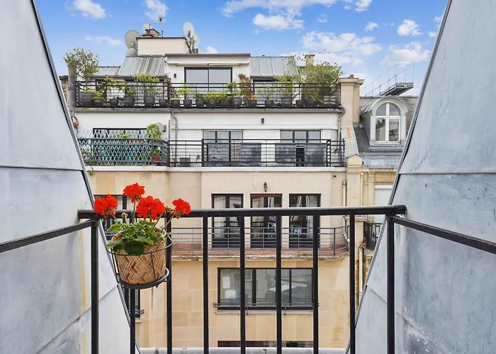 Avec Balcon L'arc De Triomphe *